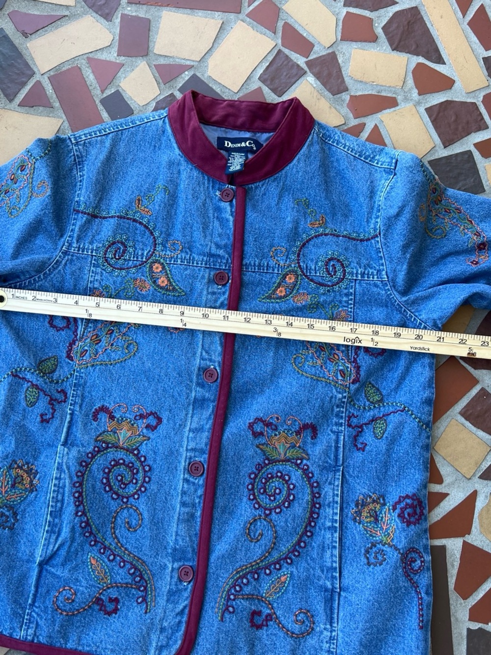 Vintage Granny Core Denim&Co Blue Embroidered Denim Jacket with Burgundy Trim - Picture 5 of 6